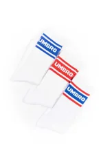 Pack de tres pares de medias blancas de tipo casual, con diseño de franjas de colores y el logotipo de Umbro en la parte superior.