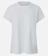 Remera deportiva Get Over de microfibra color blanco, con modelado regular, cuello redondo, mangas cortas y abertura en la espalda.
