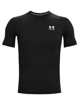 Remera de compresión Under Armour de manga corta, confeccionada en tejido HeatGear ultraligero que absorbe el sudor y se seca rápidamente. Presenta un diseño ergonómico con paneles de malla en axilas y espalda para mayor ventilación, mangas raglán híbridas y logo de la marca estampado en el pecho.