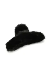 Broche para el pelo tipo clip con recubrimiento de pelo sintético suave en color negro.