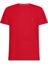 Remera roja de algodón con cuello redondo y logo de Tommy Hilfiger bordado en el pecho.