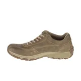 Zapato de cuero color marrón con cordones, diseño de punta redonda y suela de goma con relieve para mayor tracción.