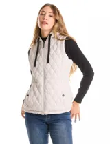 Chaleco capitoneado de la marca Weatherproof, con diseño acolchado de rombos, capucha integrada con cordones de ajuste, cierre frontal y bolsillos laterales con botones a presión.