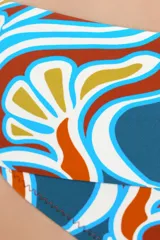 Calzón de bikini tiro alto con faja ancha, con un estampado multicolor de inspiración paisley en tonos turquesa, terracota, blanco y mostaza.