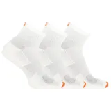 Pack de tres pares de medias blancas tipo tobilleras, con talón y puntera acolchados en color gris, y detalle de costura naranja en la puntera y el puño.