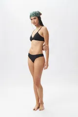 Parte inferior de bikini colaless liso color negro.