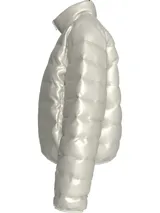 Campera puffer corta color blanco, confeccionada en nailon reciclado con acabado brillante. Tiene cuello alto, cierre frontal con cremallera, bolsillos laterales con cremallera y logo de Calvin Klein en el pecho.