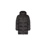Campera puffer larga Tommy Jeans, color negro, con capucha y cierre frontal completo.