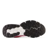 Zapatillas de running New Balance 420 para mujer, color salmón con detalles en rosa y logo en color crema.