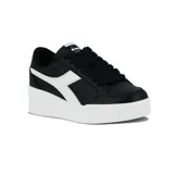 Championes urbanos Diadora modelo Bewen para mujer, color negro con logo lateral en blanco. Presentan una suela plataforma gruesa de color blanco.