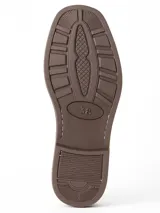 Bota alta de cuero negro con costuras en contraste color marrón. Presenta una hebilla plateada en la parte superior y una suela de goma.