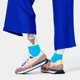 Medias Happy Socks de algodón con diseño de helados en colores celeste, rosa y amarillo sobre fondo blanco.