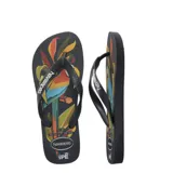Sandalias tipo ojota Havaianas con base negra y estampado tropical colorido en la plantilla. Poseen tiras negras con textura y logo de la marca en relieve.