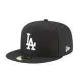 Gorra New Era 59FIFTY de los Los Angeles Dodgers, color negro con el logo del equipo bordado en blanco en el frente y el logo de la marca en el lateral.