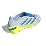 Championes de fútbol Adidas Predator League Ft Fg, color celeste con lengüeta plegable azul y detalles en amarillo neón. Diseño técnico con tecnología Nanostrike para mayor control y precisión en el campo.