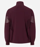 Campera deportiva tipo rompevientos color bordó, con cierre frontal, cuello alto y mangas largas. Presenta paneles laterales de tul para mayor ventilación y cordón ajustable en la cintura.