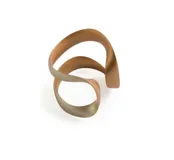 Pulsera dorada con diseño de doble espiral, realizada artesanalmente en Italia con impresión 3D en nylon.