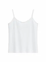 Musculosa blanca de diseño seamless, con escote en V y tirantes finos.
