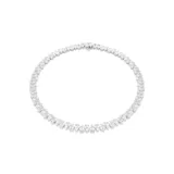 Collar Matrix estilo tennis de Swarovski, con diseño bañado en rodio y piedras de zirconia transparente en talla pera dispuestas de forma continua.