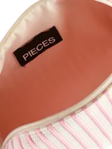 Neceser de poliéster color rosado pálido con rayas verticales en blanco.