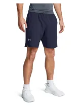 Short deportivo Under Armour, modelo Vanish Woven, color azul marino. Confeccionado en tejido ultraligero y transpirable de secado rápido, con paneles perforados para ventilación, bolsillos laterales y bajo con abertura lateral para mayor movilidad.