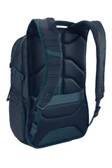 Mochila Thule Construct de 28 litros, color azul con textura lineal. Cuenta con compartimento acolchado para laptop de hasta 15.6 pulgadas y tablet de hasta 10.5 pulgadas, múltiples bolsillos organizadores internos, bolsillo frontal vertical, bolsillo lateral con cierre y bolsillo expandible para botella. Incluye panel trasero acolchado con malla respirable, correas de compresión laterales y correa pasante para equipaje.