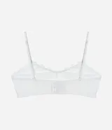 Soutien top de encaje floral color blanco, sin copa y sin aro, con tirantes ajustables y ribetes delicados en los bordes.