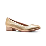 Zapato de vestir Usaflex de cuero negro, con taco bajo cuadrado y punta redondeada.