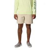 Short de baño Columbia modelo Backcast Water Short, color beige, con cintura elástica ajustable con cordón, bolsillos laterales y bolsillo trasero con cierre.