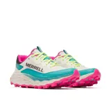 Championes de trail running Merrell modelo Agility Peak 6 para mujer, color blanco con detalles en celeste, fucsia y verde lima, con suela Vibram.