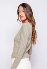 Sweater negro de morley ajustado al cuerpo, con cuello redondo y mangas largas.