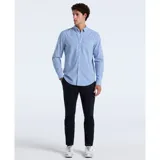 Camisa de manga larga de poplin con rayas verticales azules y blancas, con cuello abotonado y bolsillo en el pecho.