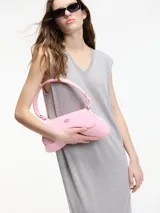 Vestido largo de tejido de punto color gris oscuro con textura metalizada, cuello escote en V y tajos laterales.