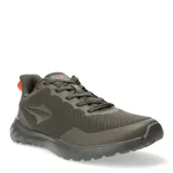 Championes deportivos Topper modelo Strong Pace III, color verde militar. Presentan una capellada de malla transpirable con refuerzos sintéticos, cierre con cordones y suela con tecnología amortiguadora.
