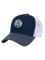 Gorra trucker Caterpillar con frente y visera curva en tonos azul marino y gris, paneles traseros de red blanca y parche frontal bordado con texto circular.