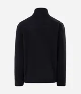 Buzo de hombre confeccionado en tejido fleece con felpa, de corte recto y cuello alto. Cuenta con cierre frontal completo, bolsillos laterales y un bolsillo adicional con cierre en el pecho.