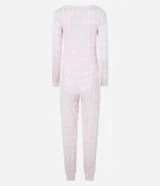 Conjunto de pijama largo de rib con estampado de cuadros, compuesto por una blusa de manga larga con botones en el cuello y puños, y un pantalón con cintura elástica y puños ajustados.