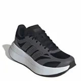 Championes Adidas Adirok de mujer, con diseño deportivo en color negro y mediasuela blanca con tecnología Cloudfoam. Presentan una estructura de malla transpirable con refuerzos sintéticos y cierre mediante cordones.