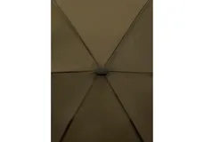Paraguas mini plegable color verde militar, con funda a juego y correa de mano.