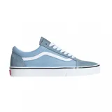 Zapatillas Vans Old Skool color celeste con la clásica sidestripe blanca.