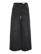 Jean wide leg de tiro medio y pernera ancha, color negro con efecto lavado. Cuenta con diseño clásico de denim y bolsillos delanteros y traseros.