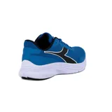 Championes de running Diadora Champion Running Eagle 8, color azul con detalles en negro y blanco.