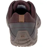 Championes Caterpillar modelo Instruct, color marrón, con diseño casual y flexible. Presenta capellada de cuero, cierre con cordones, logo de la marca en el lateral y suela de goma con relieve.
