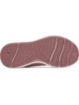Championes de entrenamiento Under Armour Aurora 3, diseñados específicamente para el pie femenino. Presentan una parte superior de malla transpirable en color rosado con detalles de gamuza, mediasuela Charged+ para amortiguación y suela de goma con tracción multidireccional.