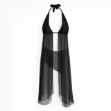 Top de bikini estilo halter con copas triangulares y una capa larga de tul transparente que cae desde el busto, creando un efecto de vestido corto abierto al frente.