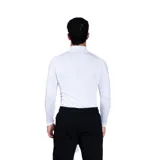 Remera térmica azul marino de manga larga con cuello alto y logo de Umbro estampado en blanco en el pecho.