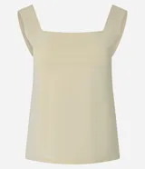 Blusa básica sin mangas marca Cortelle, confeccionada en poliamida con elastano. Presenta un diseño ajustado al cuerpo con escote cuadrado tanto en el frente como en la espalda y breteles medianos.