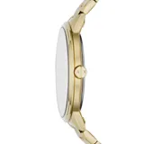 Reloj de pulsera con caja y malla de acero inoxidable en tono dorado, esfera negra minimalista con índices y manecillas doradas. Incluye una pulsera de cuentas negras mate.
