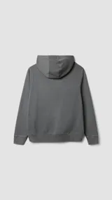 Canguro gris con capucha, cordones ajustables y bolsillos tipo canguro. Presenta un logo cuadrado con una "X" en el pecho.