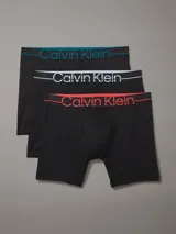 Pack de tres bóxer Calvin Klein negros con cinturas elásticas en azul, blanco y rojo con el logo de la marca. Confeccionados en microfibra de nylon y elastano.
